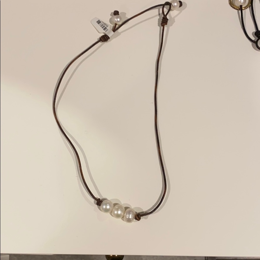 Never worn pearl necklace